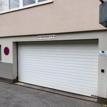 International House Mit Terrasse Zw 4 Apartment *