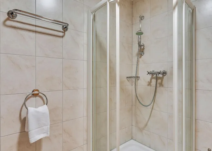 Апартаменты International House Mit Terrasse Zw 4