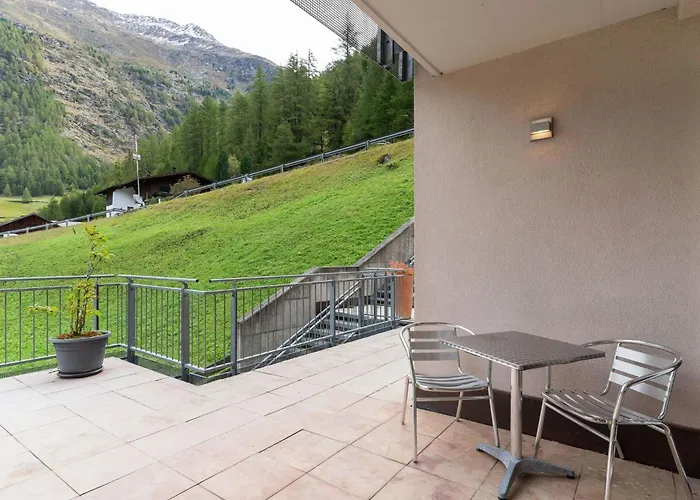 Апартаменты International House Mit Terrasse Zw 4